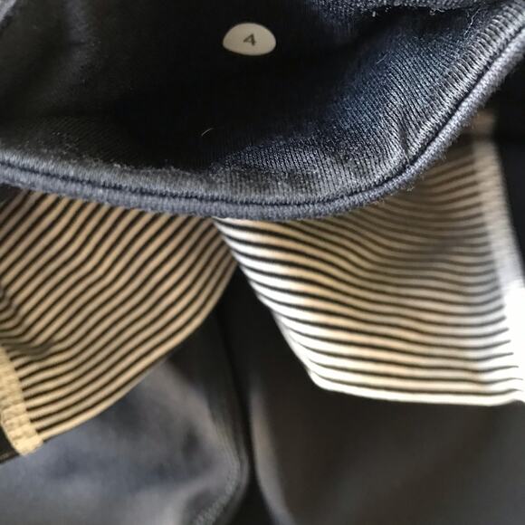 Lululemon Gather and Crow Crops Capris Leggings Size 4 Black Tonka Stripe Cashew - Picture 14 of 15